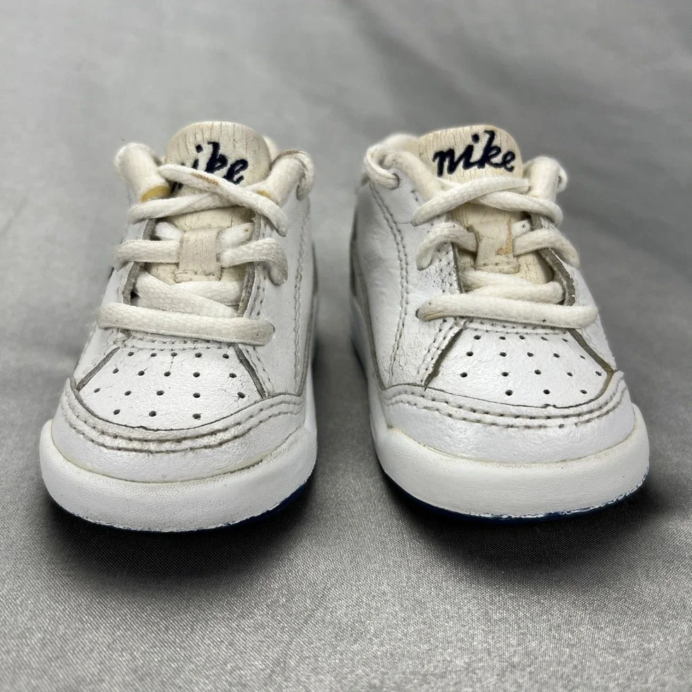 Nike Air Grand Stand TD Infant Size 2C White Navy Vintage 2000 Shoes 85025-141